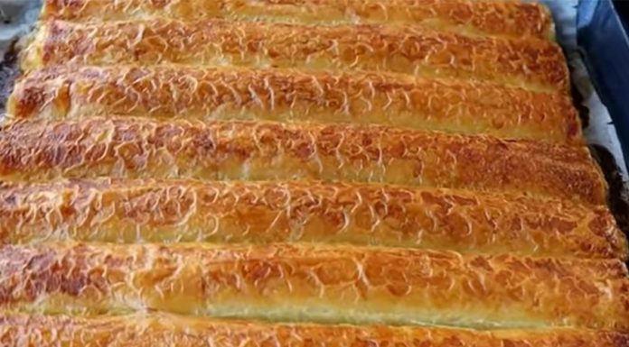 Turska pita s gotovim korama osvaja na prvi zalogaj: “Ne pretjerujem kad kažem da svi traže recept!” Turska pita s gotovim korama osvaja na prvi zalogaj: "Ne pretjerujem kad kažem da svi traže recept!"