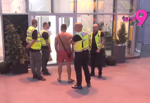 PUKLO IZMEĐU ASMINA I MAJE! Obezbjeđenje hitno reagovalo, drvenom motkom zabarikadirao vrata hotela PUKLO IZMEĐU ASMINA I MAJE! Obezbjeđenje hitno reagovalo, drvenom motkom zabarikadirao vrata hotela