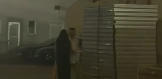 BURNA NOĆ POSLIJE ŽURKE! Maja odvukla Asmina sa žurke pa urlala nanjega iz petinih žila, kamere zabilježile trenutak koji je zapalio mreže!