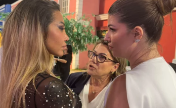 “Postoji jedna mala djevojčica…” Nakon pomirenja s Aneli, Asminova sestra poslala emotivnu poruku koja je dirnula mnoge (FOTO) "Postoji jedna mala djevojčica..." Nakon pomirenja s Aneli, Asminova sestra poslala emotivnu poruku koja je dirnula mnoge (FOTO)