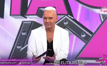 Studio se tresao od smijeha! Gledateljka i Milan Milošević napravili pravi šou u programu uživo! (VIDEO) Studio se tresao od smijeha! Gledateljka i Milan Milošević napravili pravi šou u programu uživo! (VIDEO)