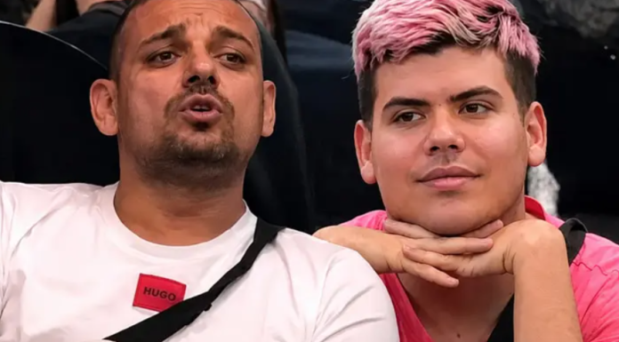 Uroš Stanić šokirao priznanjem o Bori Santani: “Nismo bili samo drugovi, on je prvi počeo!” Uroš Stanić šokirao priznanjem o Bori Santani: "Nismo bili samo drugovi, on je prvi počeo!"