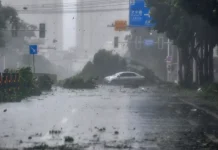 Katastrofa u Kini: Najmanje 15 mrtvih, desetine hiljada ljudi evakuisane nakon razornog nevremena