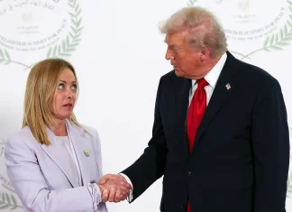 Pogled Meloni prema Trumpu postao hit na internetu: Objava američkog predsjednika dodatno podgrijala priču