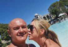 Od konobara i pjevačice do skladnog braka: Kako je počela ljubavna priča Slađe Allegro koja traje više od decenije Od konobara i pjevačice do skladnog braka: Kako je počela ljubavna priča Slađe Allegro koja traje više od decenije