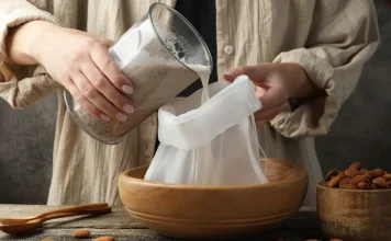 Recept koji osvaja domaćinstva: Biljno mlijeko bez aditiva i konzervansa gotovo za nekoliko minuta Recept koji osvaja domaćinstva Biljno mlijeko bez aditiva i konzervansa gotovo za nekoliko minuta