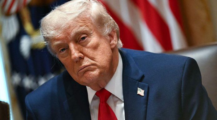 Trump zaoštrio retoriku prema Iranu: Zatražio odštetu za 50 godina štete