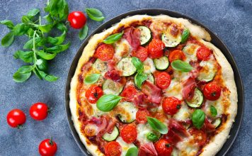 PIZZA BEZ BRAŠNA I KVASCA: Ovaj fit recept gotov je za nekoliko minuta, a pun je proteina! PIZZA BEZ BRAŠNA I KVASCA: Ovaj fit recept gotov je za nekoliko minuta, a pun je proteina!