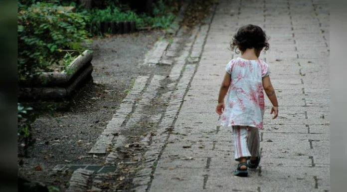 Dijete je reklo: „Ne treba meni ništa, samo da sutra imamo hljeba“… Dijete je reklo: „Ne treba meni ništa, samo da sutra imamo hljeba“…