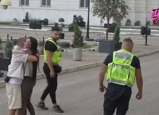 Stanija se pojavila na kapiji „Elite 10“! Došla zbog Dače, a onda uputila posebnu poruku Lauri Stanija se pojavila na kapiji „Elite 10“! Došla zbog Dače, a onda uputila posebnu poruku Lauri