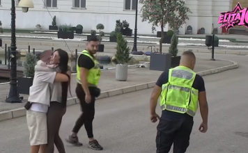 Stanija se pojavila na kapiji „Elite 10“! Došla zbog Dače, a onda uputila posebnu poruku Lauri Stanija se pojavila na kapiji „Elite 10“! Došla zbog Dače, a onda uputila posebnu poruku Lauri