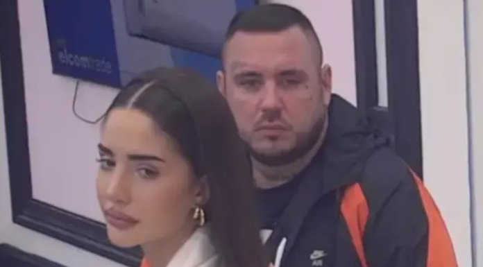 CARU JE ANĐELA GLAVNA META? Isplivala teorija koja je pokrenula lavinu komentara CARU JE ANĐELA GLAVNA META? Isplivala teorija koja je pokrenula lavinu komentara