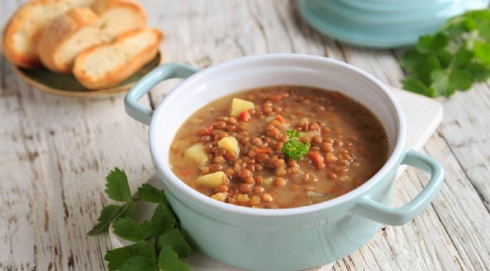 Domaća leća na kašiku – jednostavan recept za ukusan i hranljiv ručak Domaća leća na kašiku – jednostavan recept za ukusan i hranljiv ručak