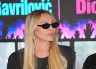 ANABELA ATIJAS PRVI PUT NAKON OPERACIJE! Pjevačica izašla u javnost, evo kako sada izgleda (FOTO) ANABELA ATIJAS PRVI PUT NAKON OPERACIJE! Pjevačica izašla u javnost, evo kako sada izgleda (FOTO)