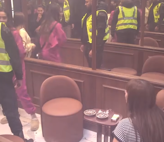 Žestok sukob Miljane Kulić i Jasenke Cindrić dobio neočekivan obrt, Anđela nije mogla da sakrije bol Žestok sukob Miljane Kulić i Jasenke Cindrić dobio neočekivan obrt, Anđela nije mogla da sakrije bol