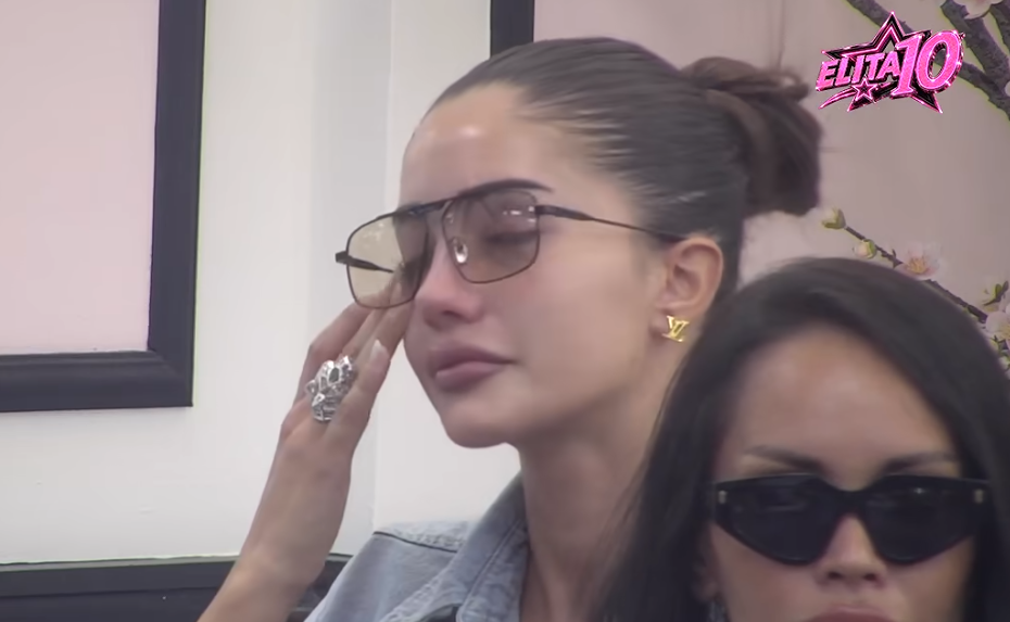 EMOTIVNA SCENA U ELITI: Anđela Đuričić zaplakala nakon što je učesnik spomenuo njen najveći životni gubitak EMOTIVNA SCENA U ELITI: Anđela Đuričić zaplakala nakon što je učesnik spomenuo njen najveći životni gubitak