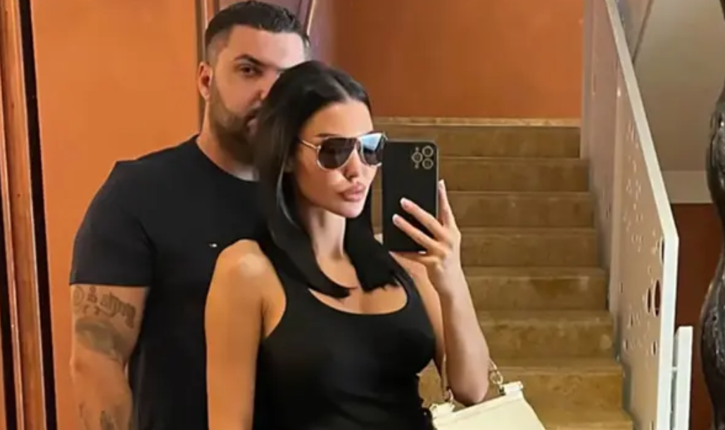MAJA I ASMIN PONOVO ZAPALILI MREŽE! Objavila fotografiju iz njihovog privatnog života, detalj odmah privukao pažnju MAJA I ASMIN PONOVO ZAPALILI MREŽE! Objavila fotografiju iz njihovog privatnog života, detalj odmah privukao pažnju
