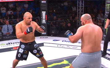 KAKAV PREOKRET! Bio je na ivici nokauta, a onda je jednim potezom ŠOKIRAO CIJELI MMA SVIJET! KAKAV PREOKRET! Bio je na ivici nokauta, a onda je jednim potezom ŠOKIRAO CIJELI MMA SVIJET!