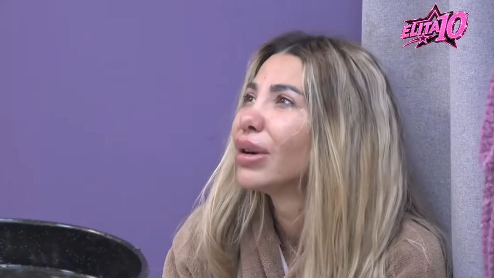 Aneli ne može da dođe sebi nakon svađe s Filipom Carem: „Stvarno sam se zaljubila u njega“ Aneli ne može da dođe sebi nakon svađe s Filipom Carem: „Stvarno sam se zaljubila u njega“